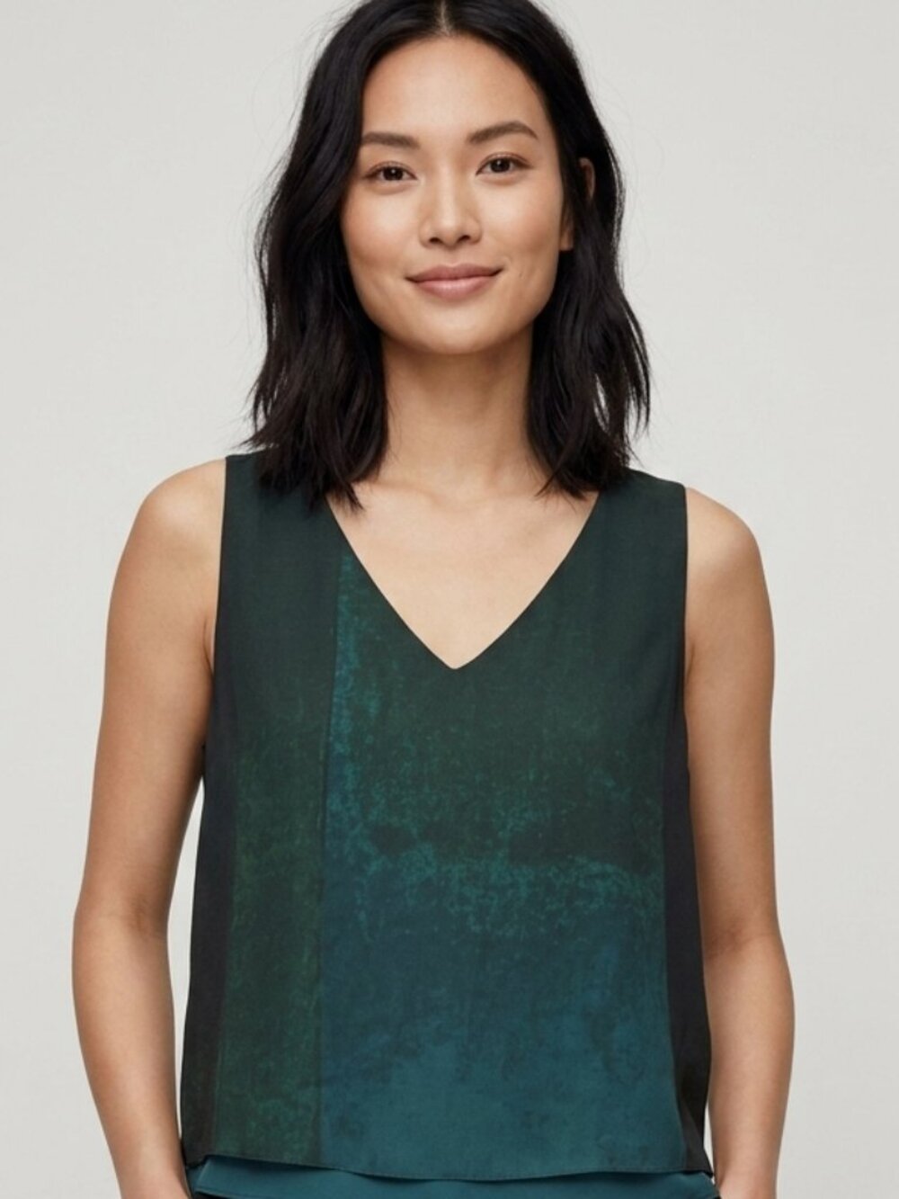Aritzia Babaton Murphy Cropped and Sleeveless Blouse in Green and Teal